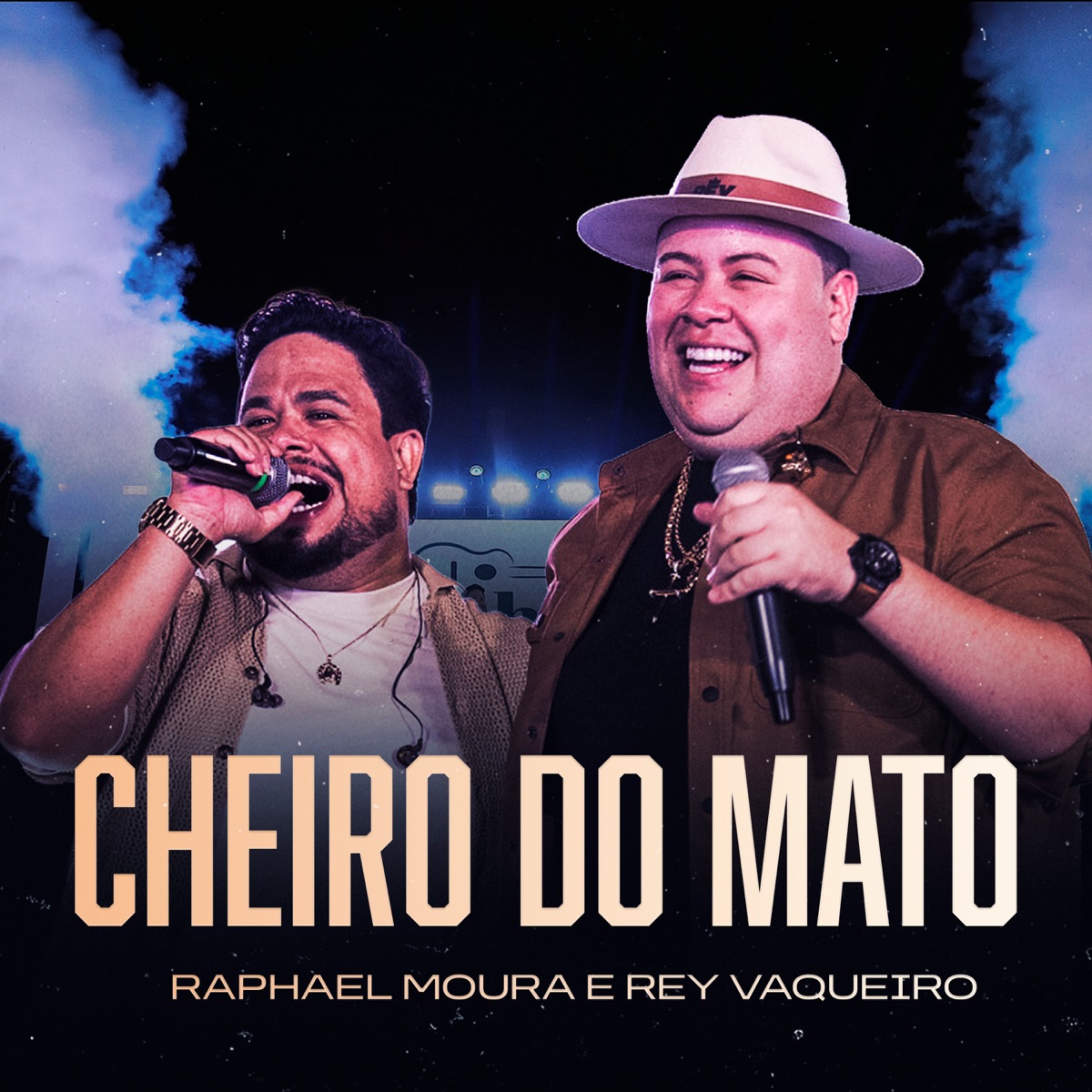Cheiro do Mato - Single by Raphael Moura & Rey Vaqueiro album cover