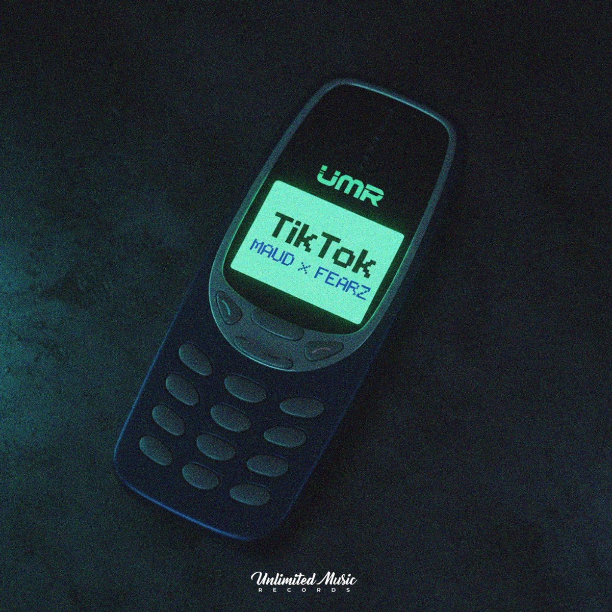 TiK ToK - Single by MAUD, FEARZ & ext3nsion album cover