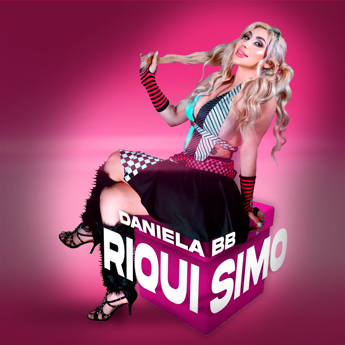 riquisimo - Single by Daniela BB album cover