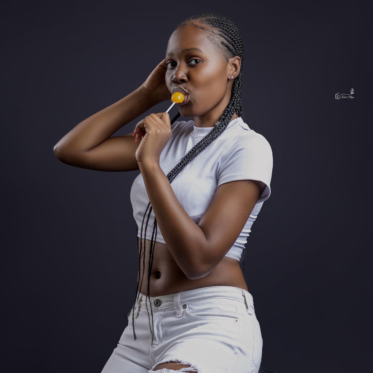 Sikilidi - Single by Regina Ashie album cover