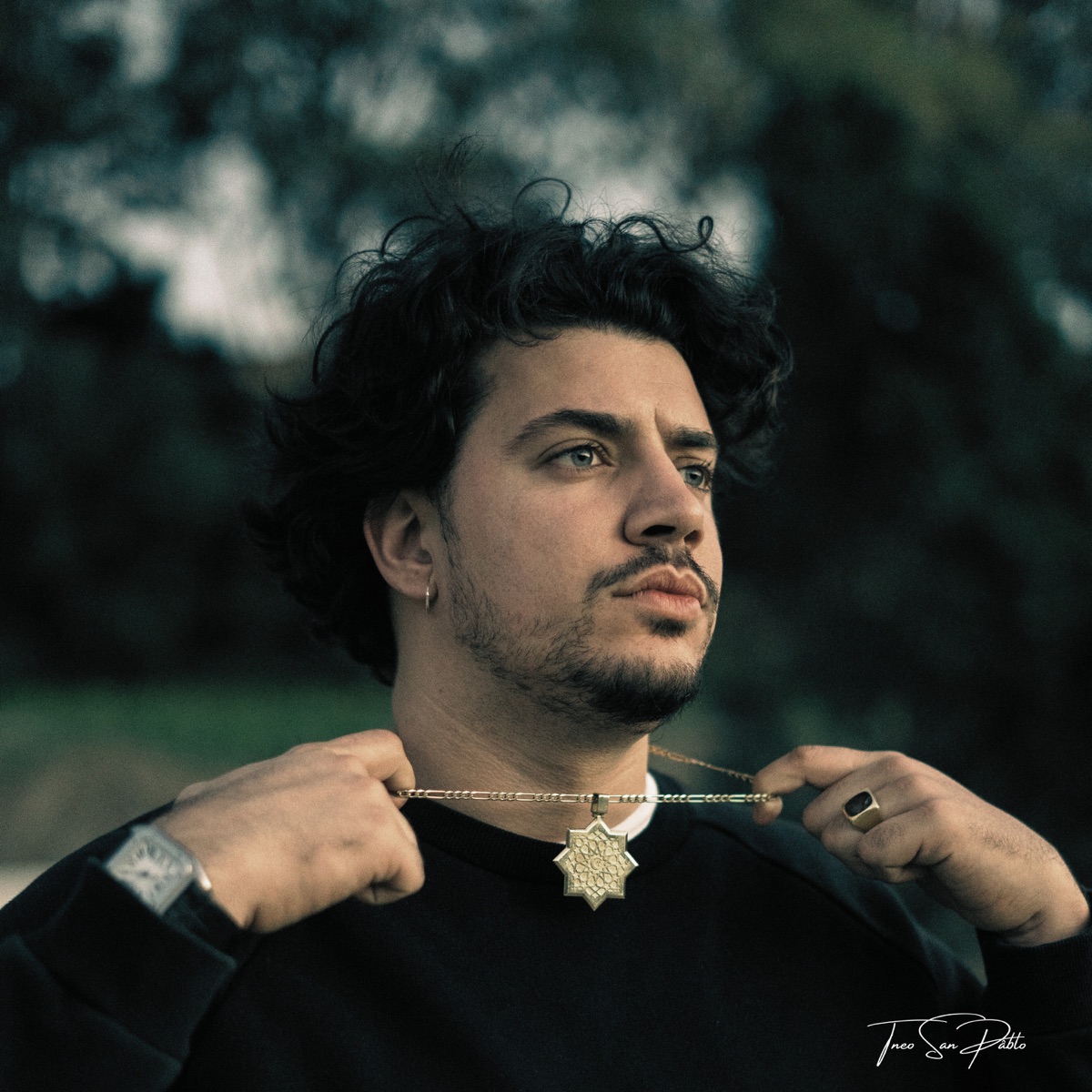 En medio de una guerra - Single by Tneo album cover