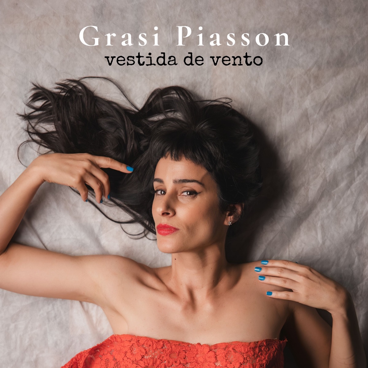 Vestida de Vento - EP by Grasiela Piasson album cover