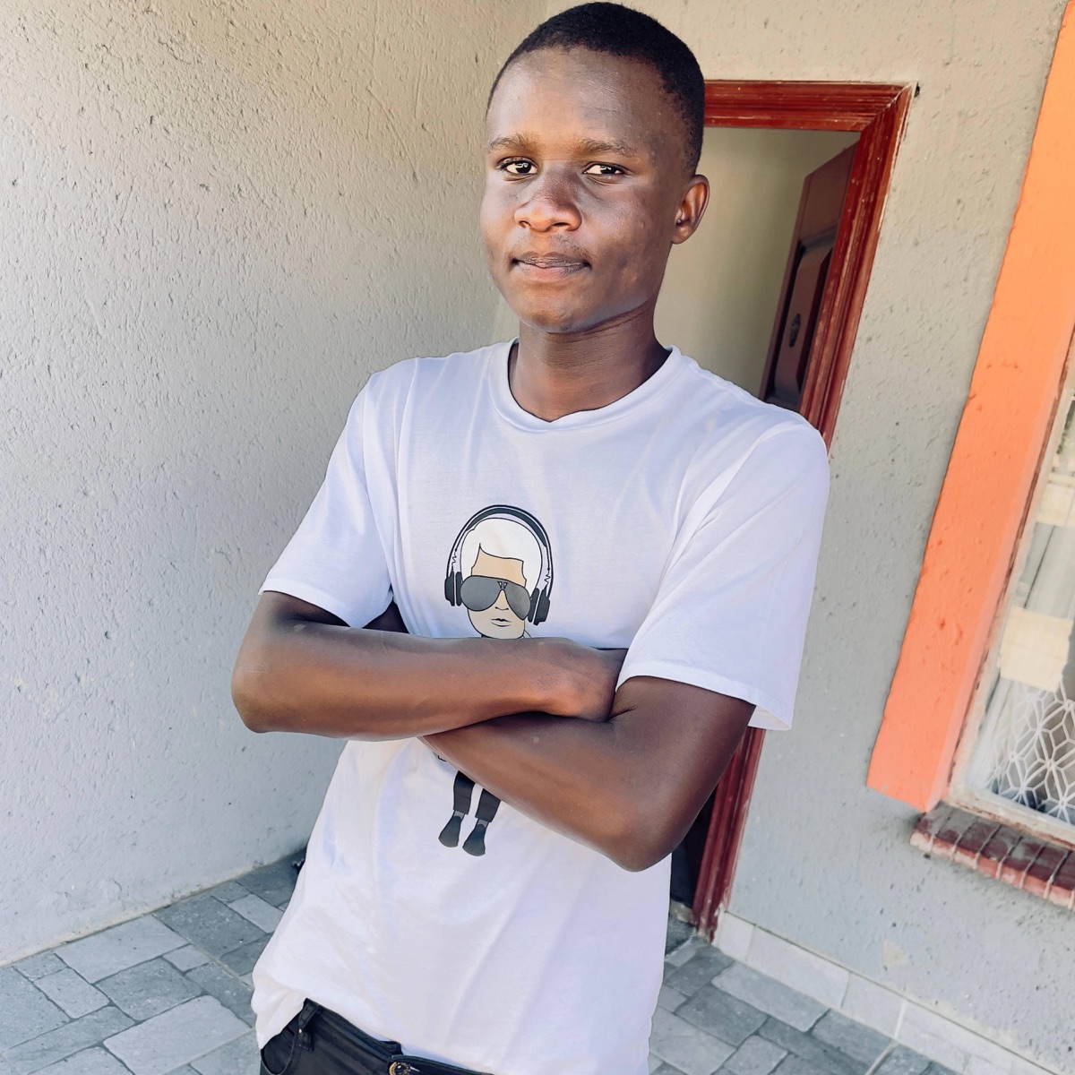 Auyeke (feat. Lowkiid & Calvinator) - Single by Dakay Dee album cover