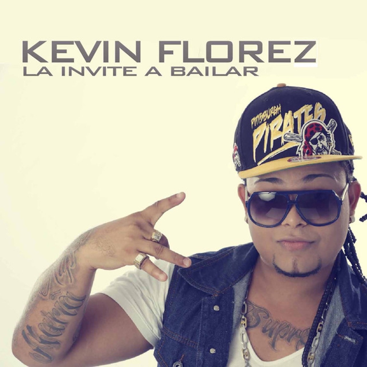 La Invité a Bailar (feat. Simón) [Remix] - Single by Kevin Florez album cover