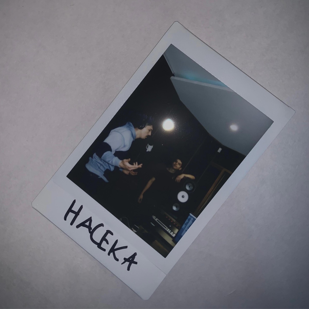 HACEKA (feat. JUAN LONDOÑO) - Single by BirdMusicc album cover