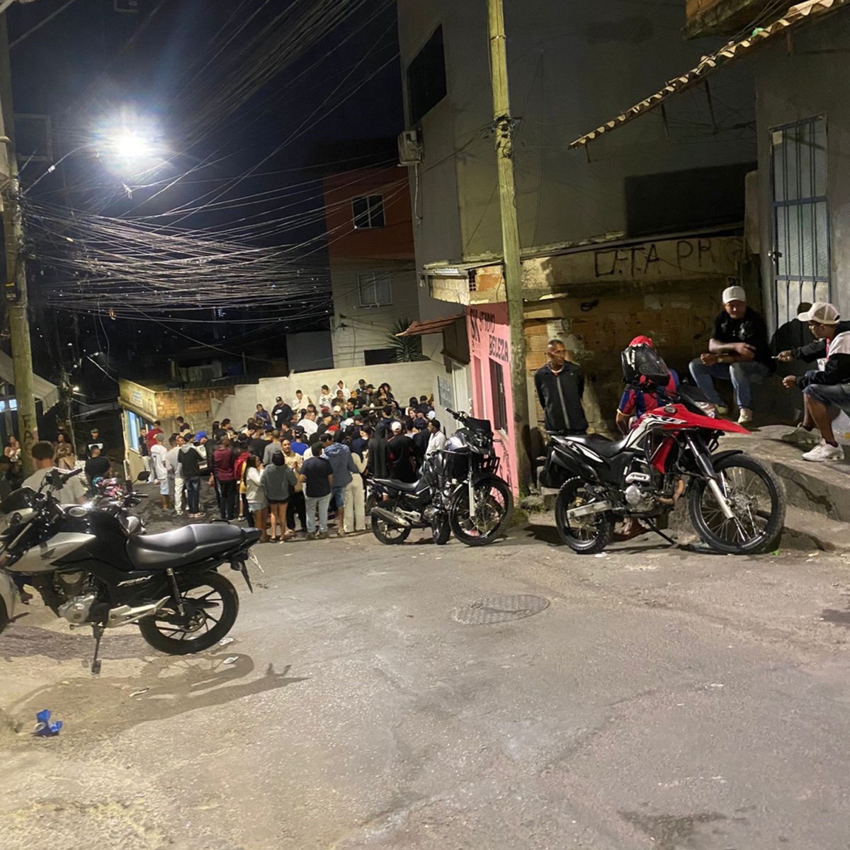Vem Pro Baile da Rua da Água (feat. MC Pedrin do Engenha) - Single by DJ LG PROD, dj wg do ss & Mc Anjim album cover