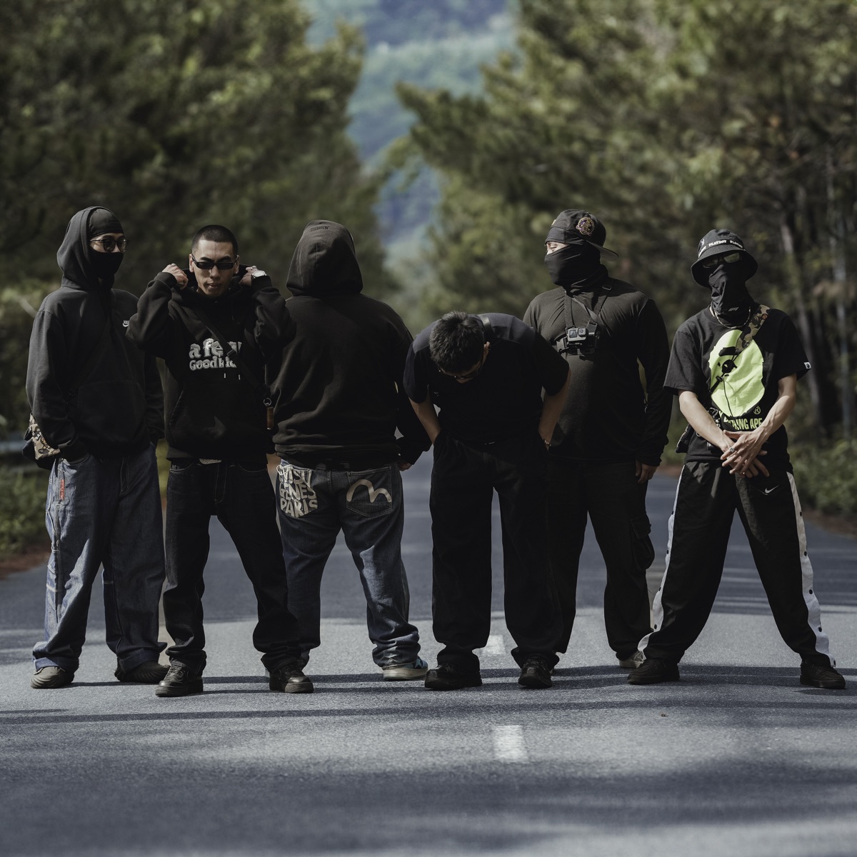 Vững Bước - Single by GepolyG, UYN & Xám album cover