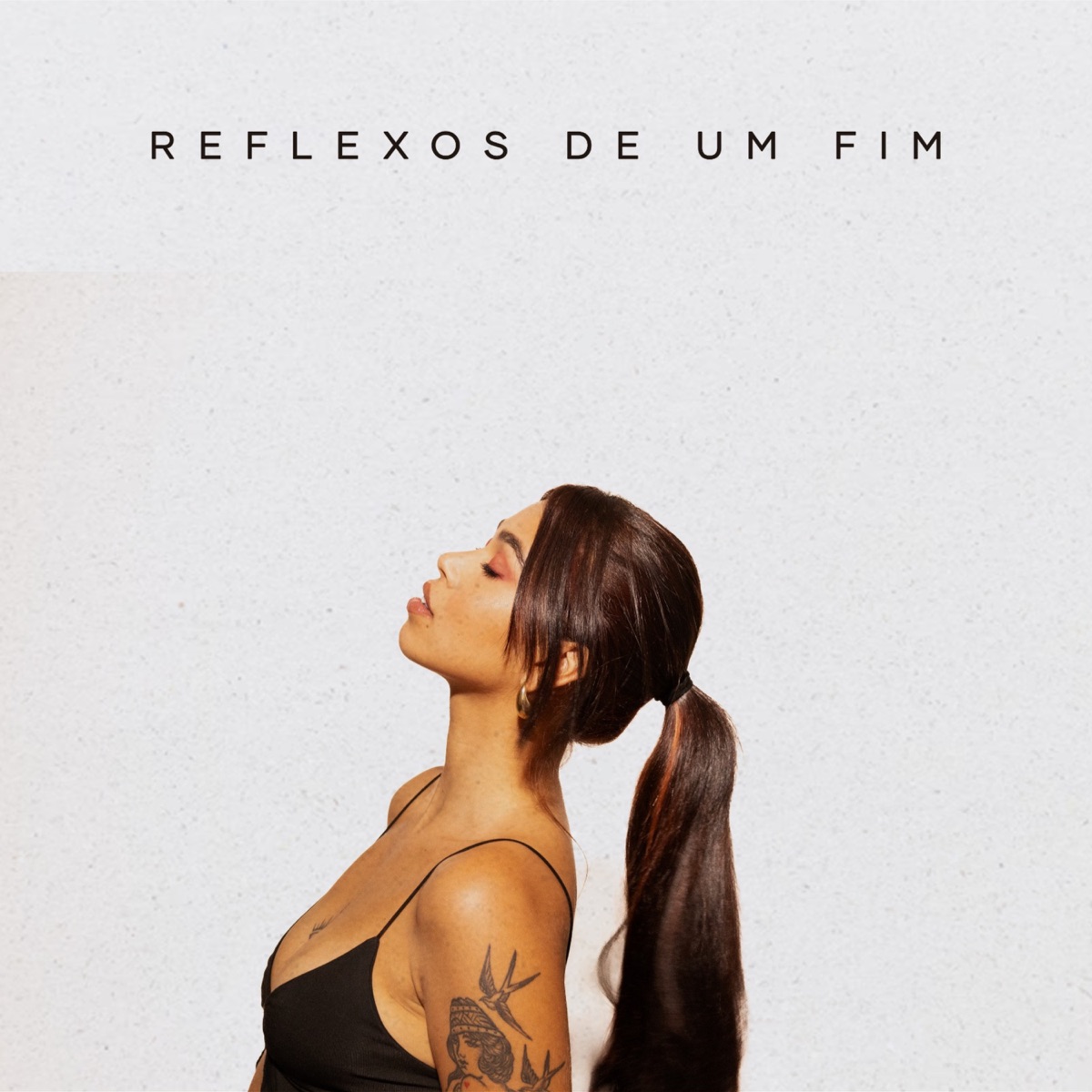 Reflexos De Um Fim - EP by Maju Alves album cover