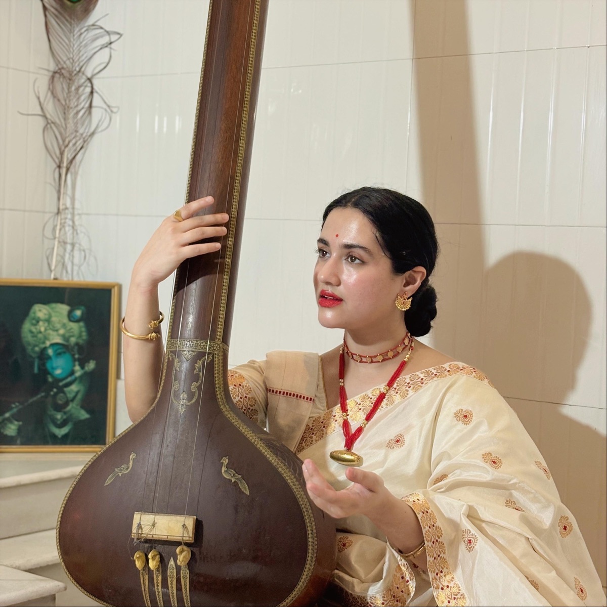Borgeet Naahi Naahi Romoya Bine - Single by Krishnakhi Goswami album cover