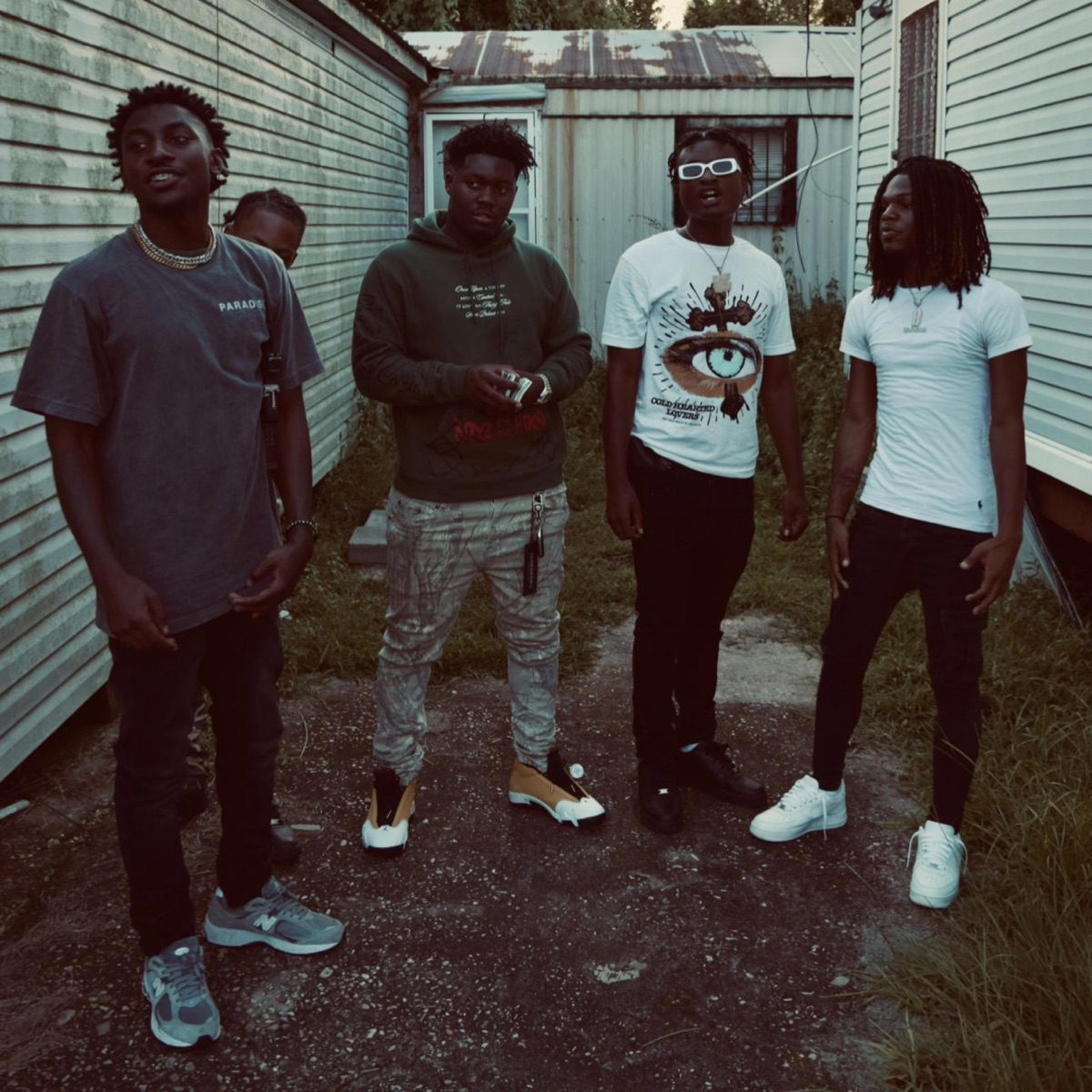 SPINNING HABITS (feat. (SHARKBOYZ)) - Single by Gerardgohard album cover