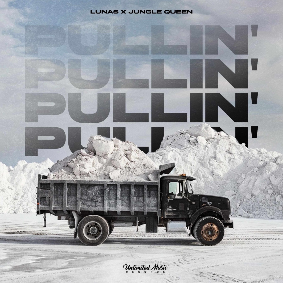 Pullin’ - Single by LUNAS & Jungle Queen album cover