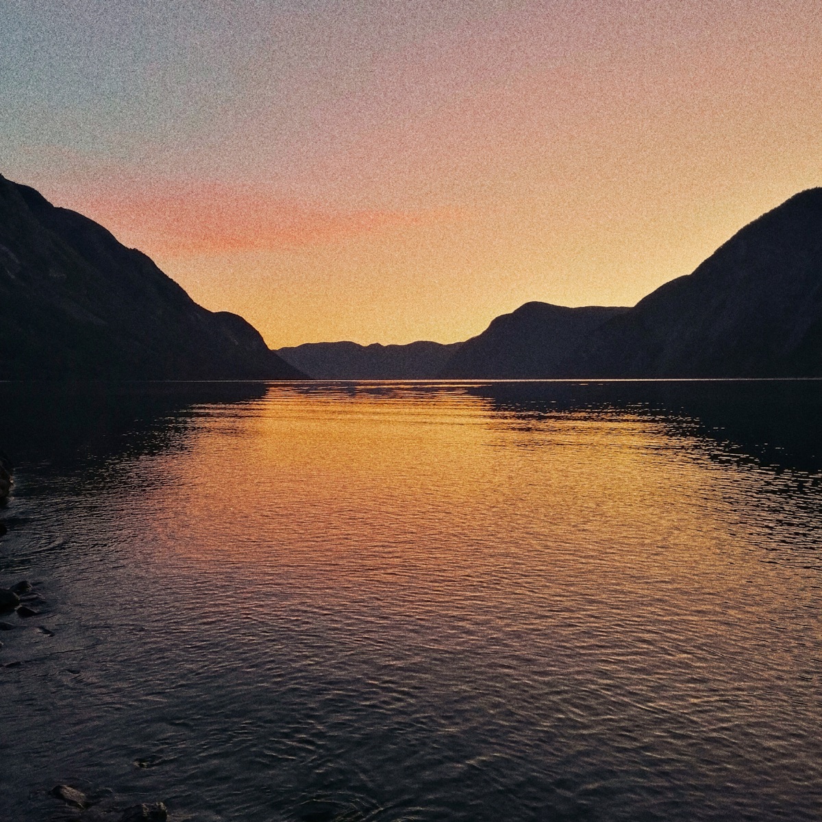 Golden Hour - Single by Jost Esser & Mosalla album cover