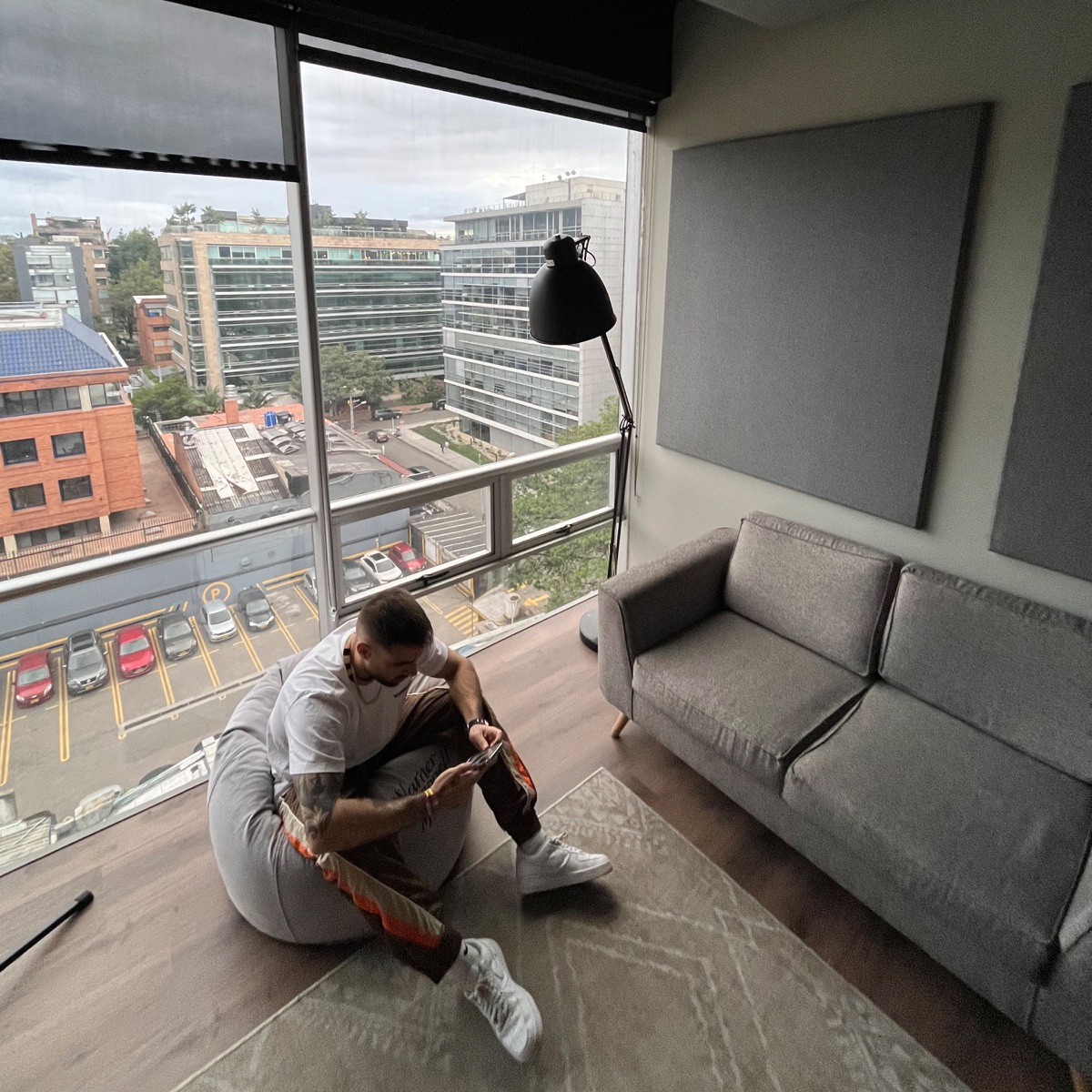 Bogotá freestyle - Single by Israel B & LOWLIGHT album cover