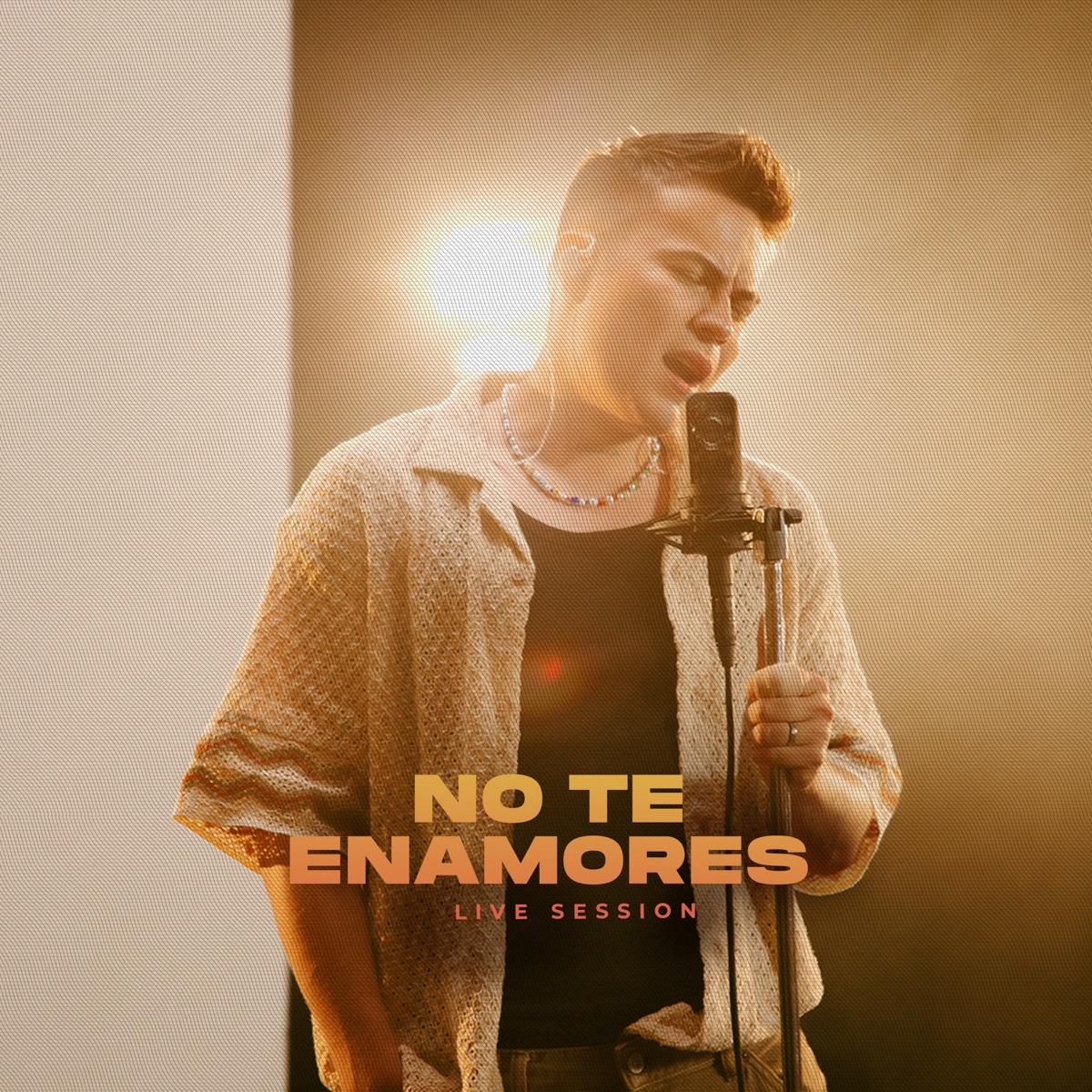 No Te Enamores (Live Session) - Single by Zandú album cover