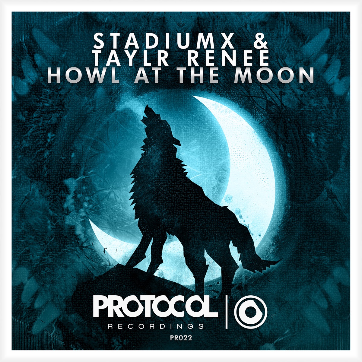 Howl at the Moon - Single by StadiumX & Taylr Renee album cover