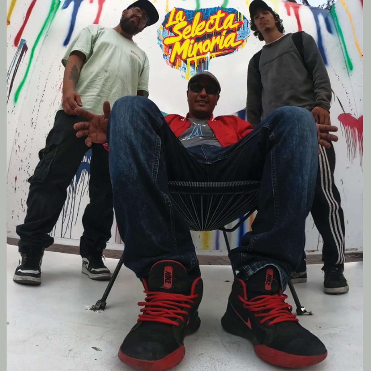 Paisaje gris (feat. JunoxMc, Liquido & Krj19) - Single by Selecta Minoria album cover