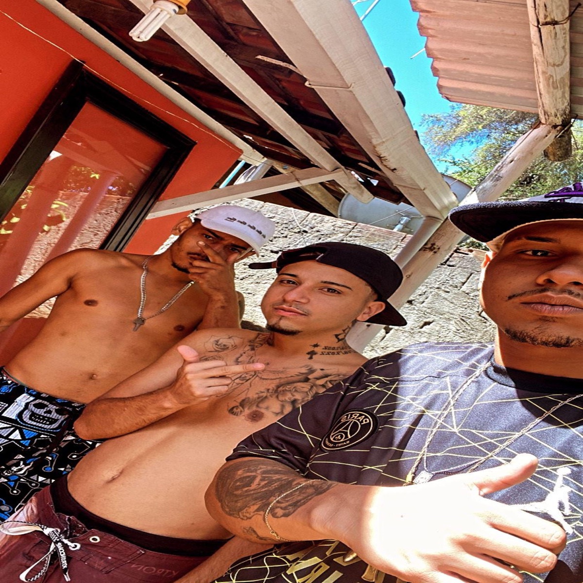PARAISO DAS GLOCK (feat. MC SANDER & DJ VITÃO) - Single by DJ GUZIN album cover