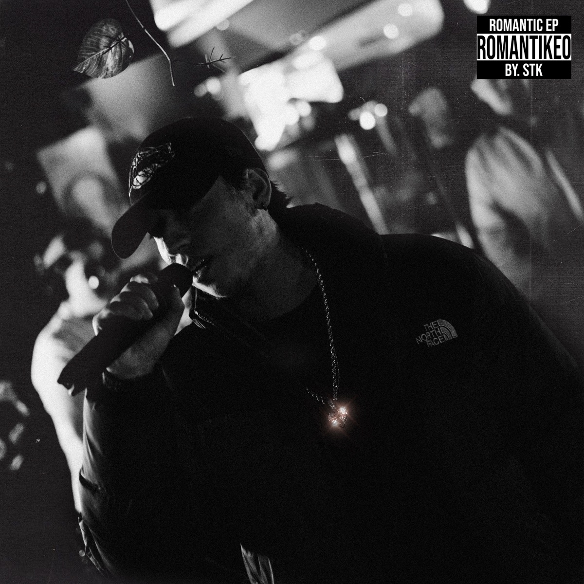 Romantikeo - EP by STK album cover