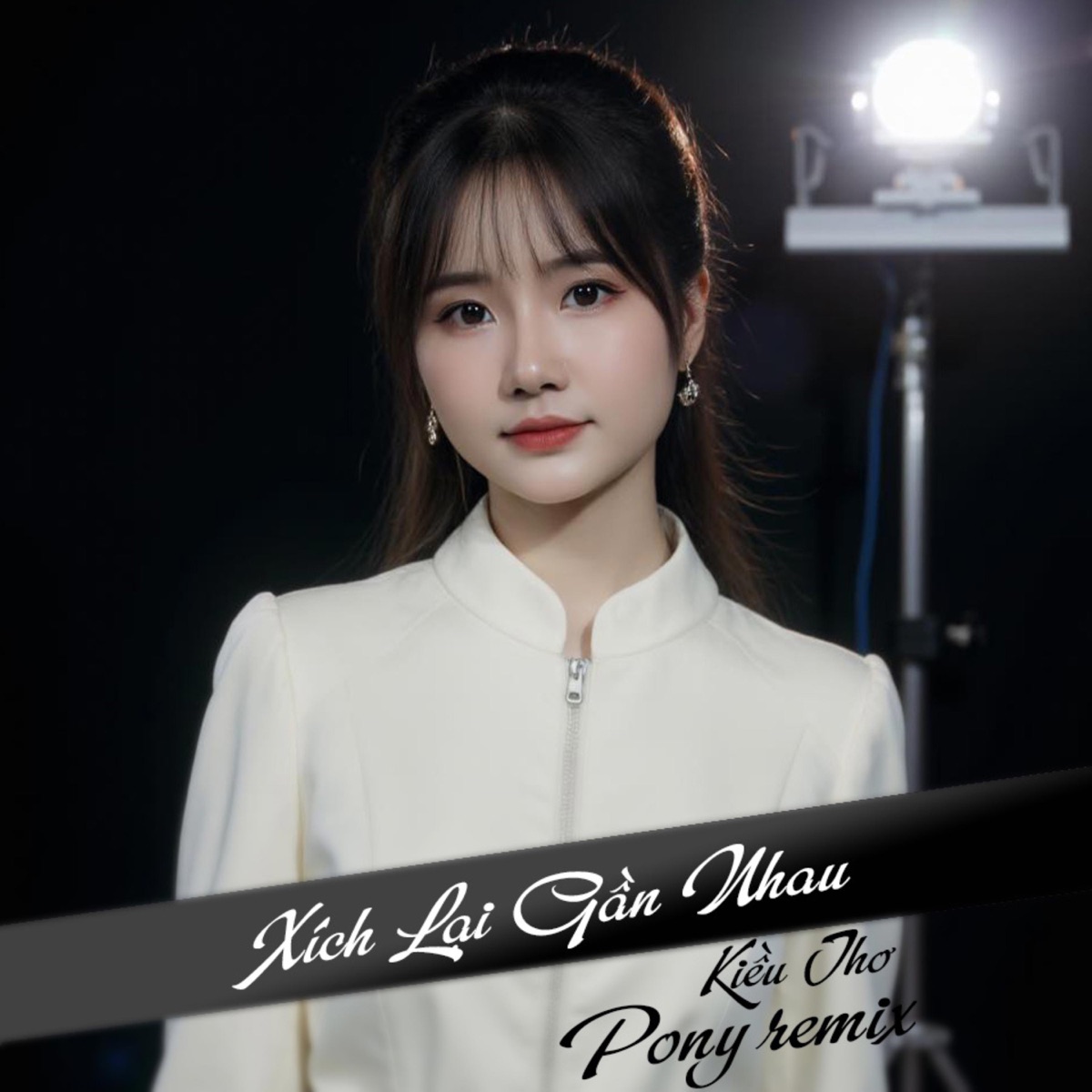 Xích Lại Gần Nhau (Pony Remix) - Single by Kiều Thơ Mellow album cover