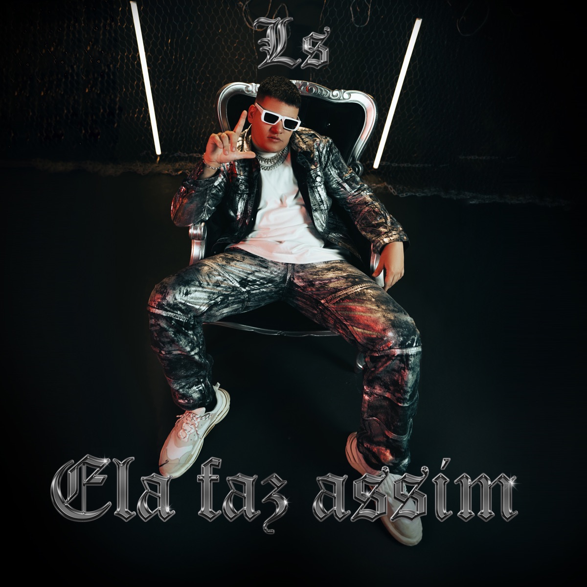 Ela Faz Assim - Single by LS album cover