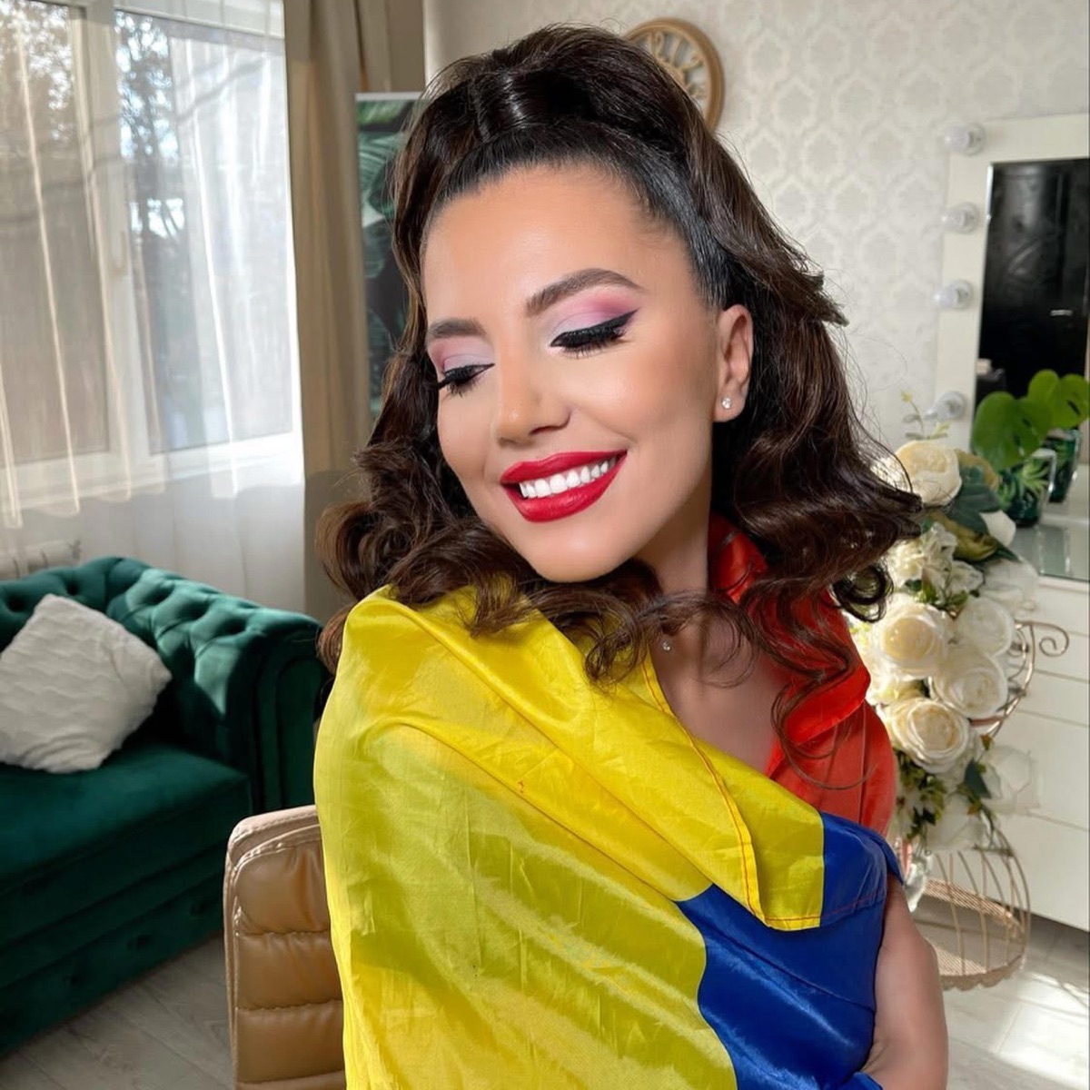 Român în altǎ țarǎ (feat. Bobby White) - Single by Ionela Guzic album cover