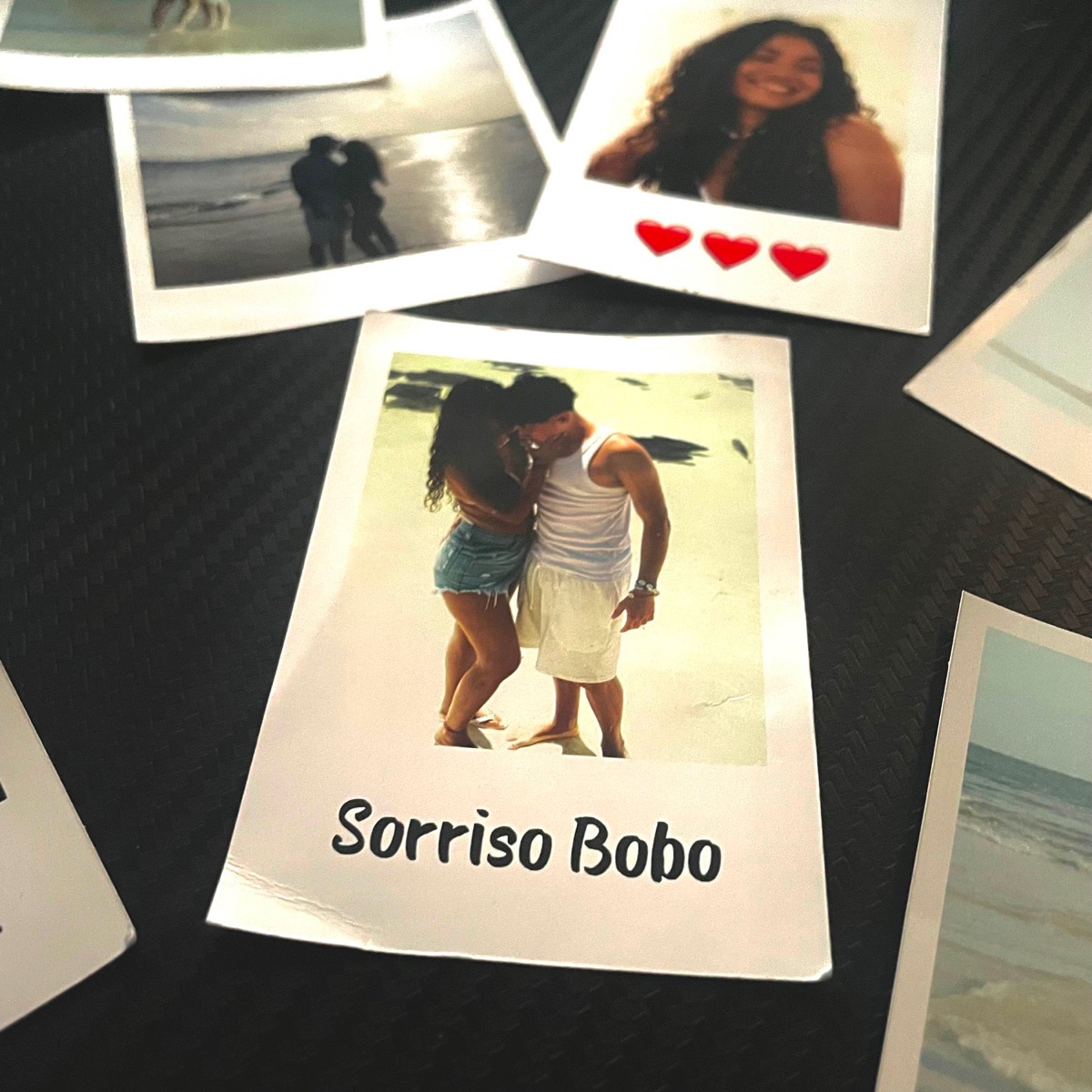 Sorriso Bobo - Single by ERONNTYLER album cover