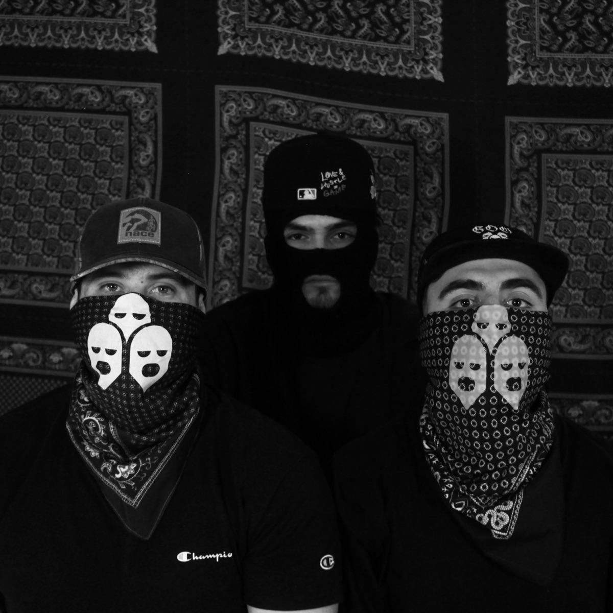 3 Máscaras - Single by Eric EP, D. León & GDM familia album cover