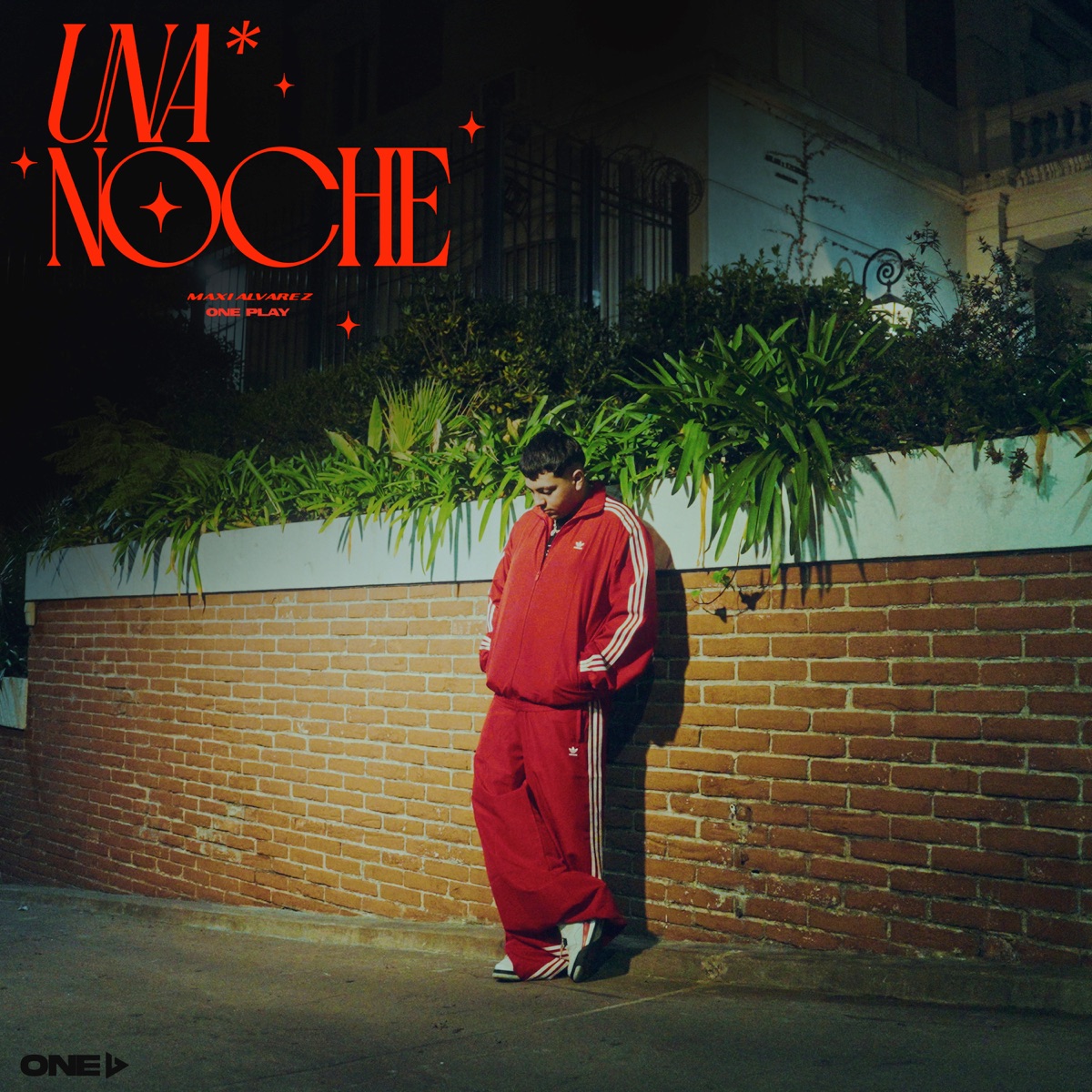 Una noche - Single by Maxi Alvarez & ONE PLAY album cover