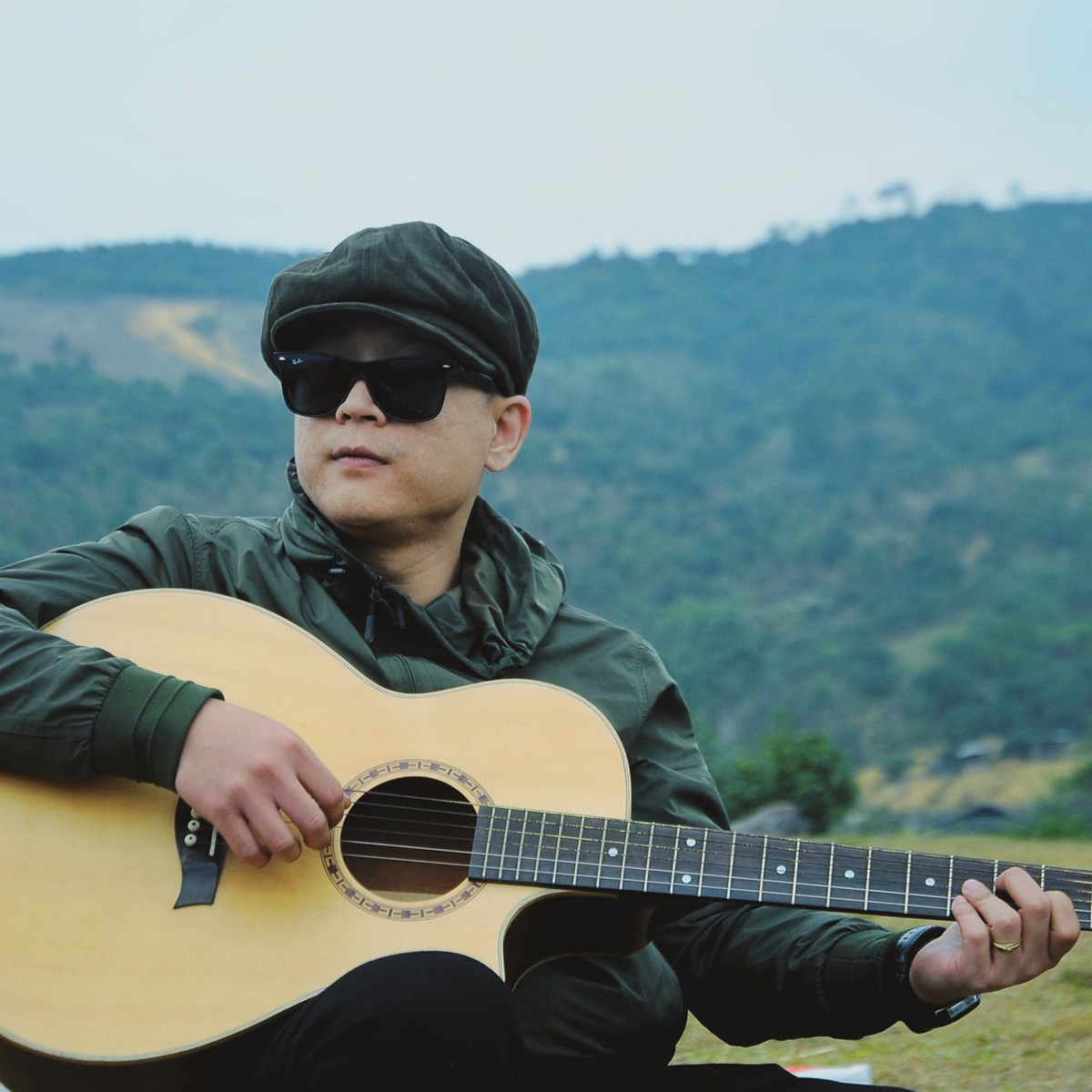 Hay Chúng Mình Đừng Yêu - Single by Lil Shady album cover