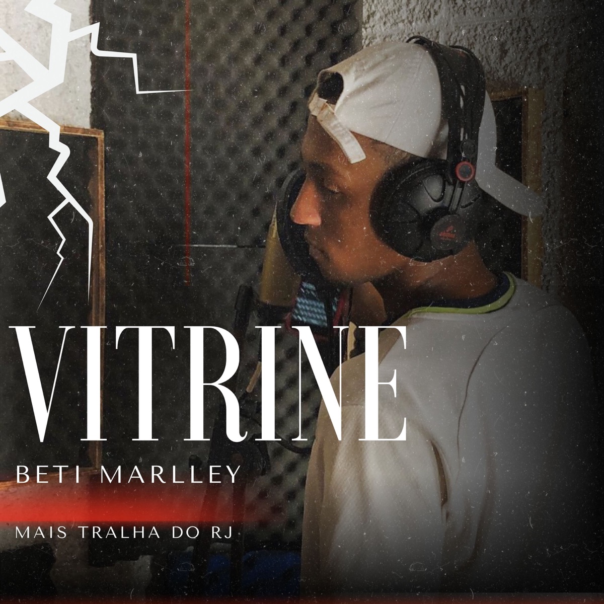 VITRINE - Single by Beti Marlley album cover