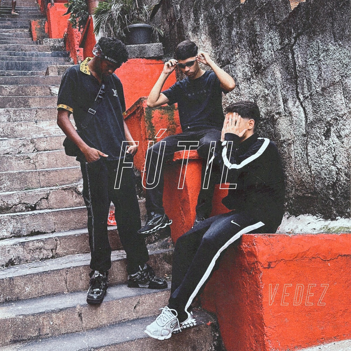 Fútil (feat. KANASHIRO) - Single by vedez album cover