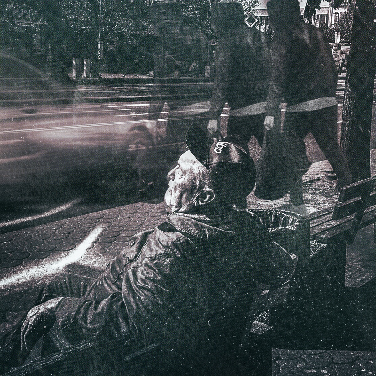 Czarne słońce (feat. 3BRAT) - Single by Smokin, Konrad Brzos & Pekaty album cover
