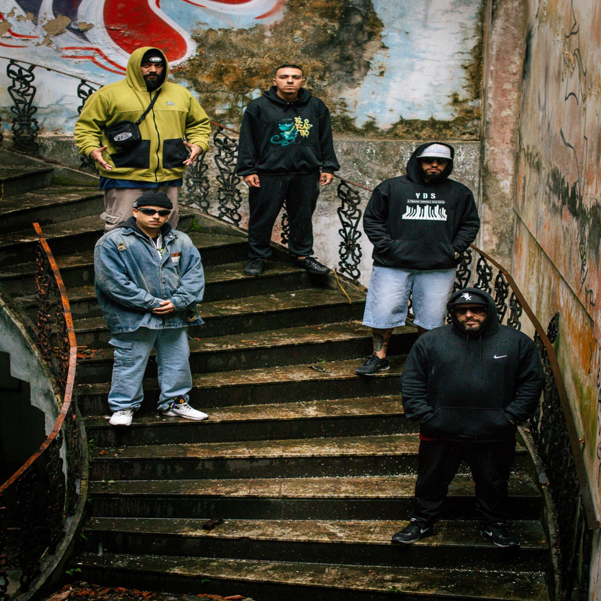 É o Rap Tio 6 (feat. VANN MC, Rato Reverso, Michel Vds, Ak Dom & Gigante no Mic) - Single by Rap Tio album cover