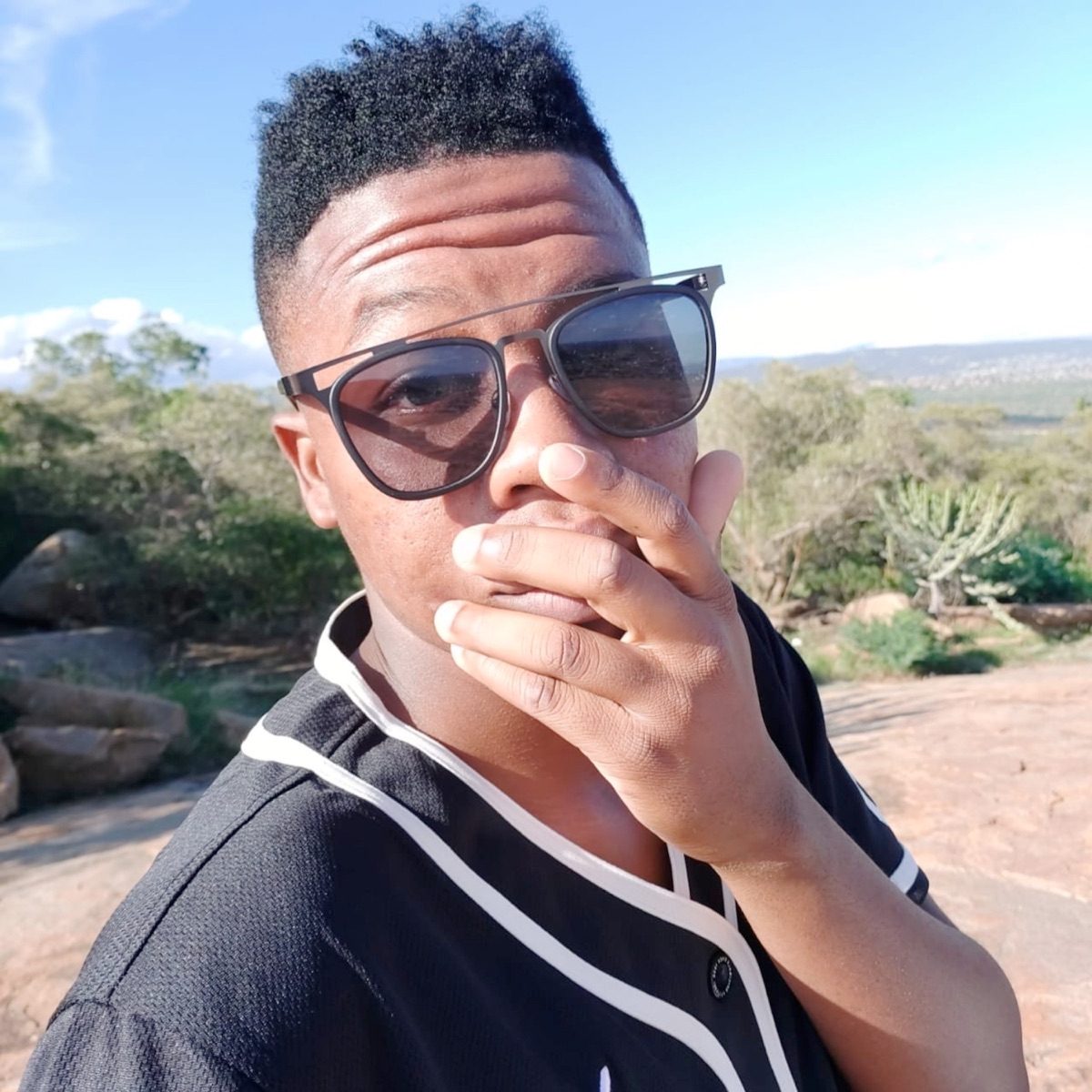 Ntakadzeni - Single by LoverMrepa album cover