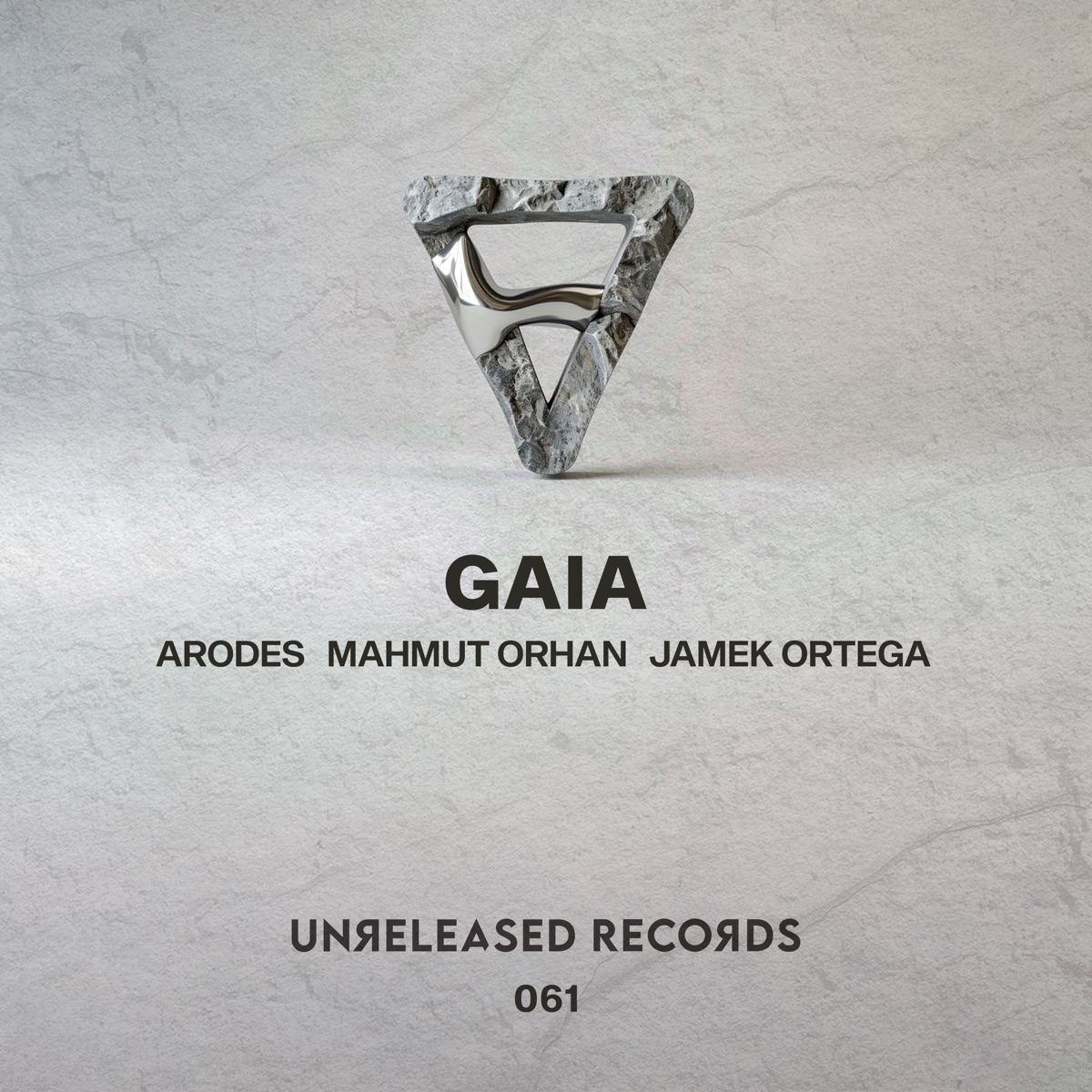 Gaia - Single by Arodes, Mahmut Orhan & Jamek Ortega album cover