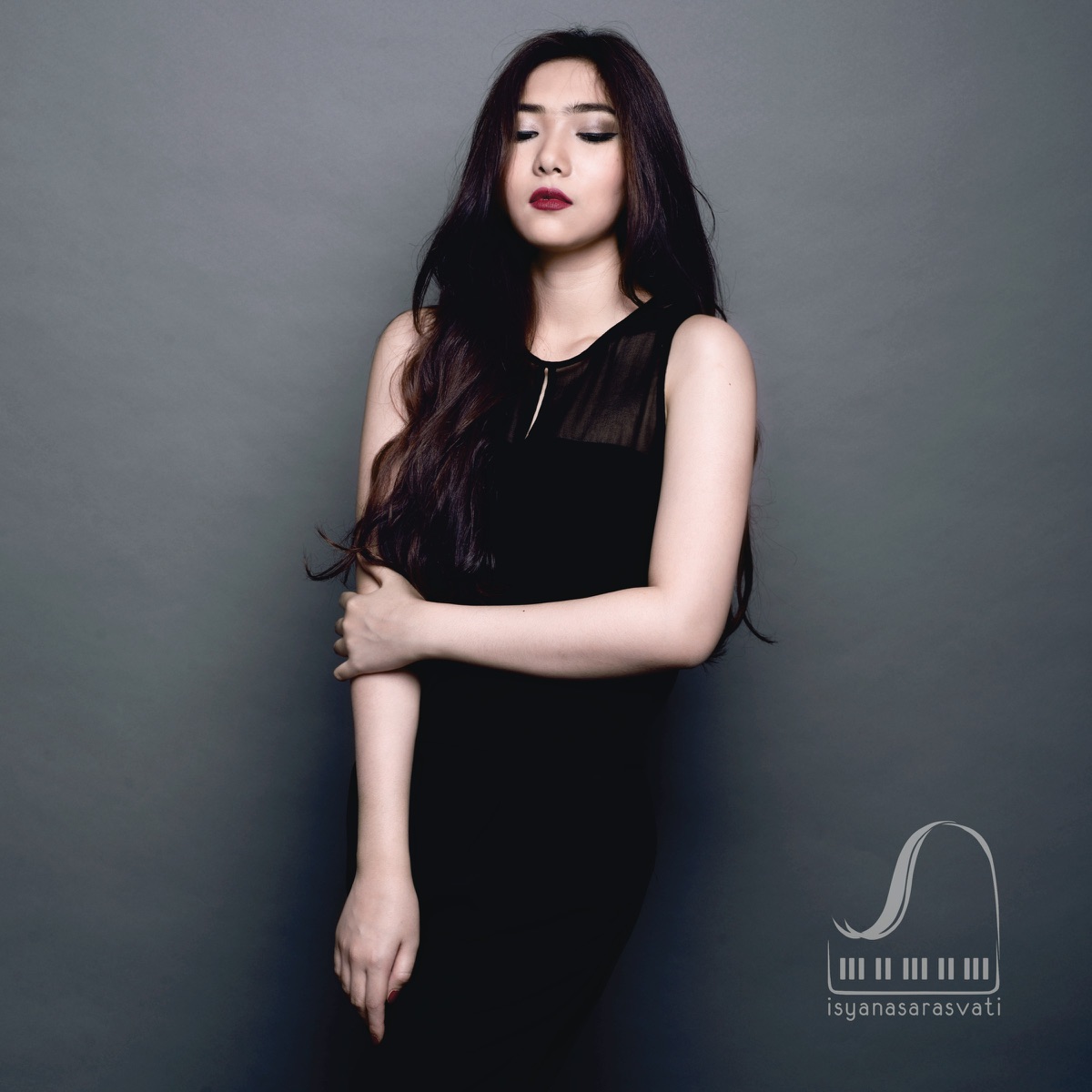 Tetap Dalam Jiwa - Single by Isyana Sarasvati album cover