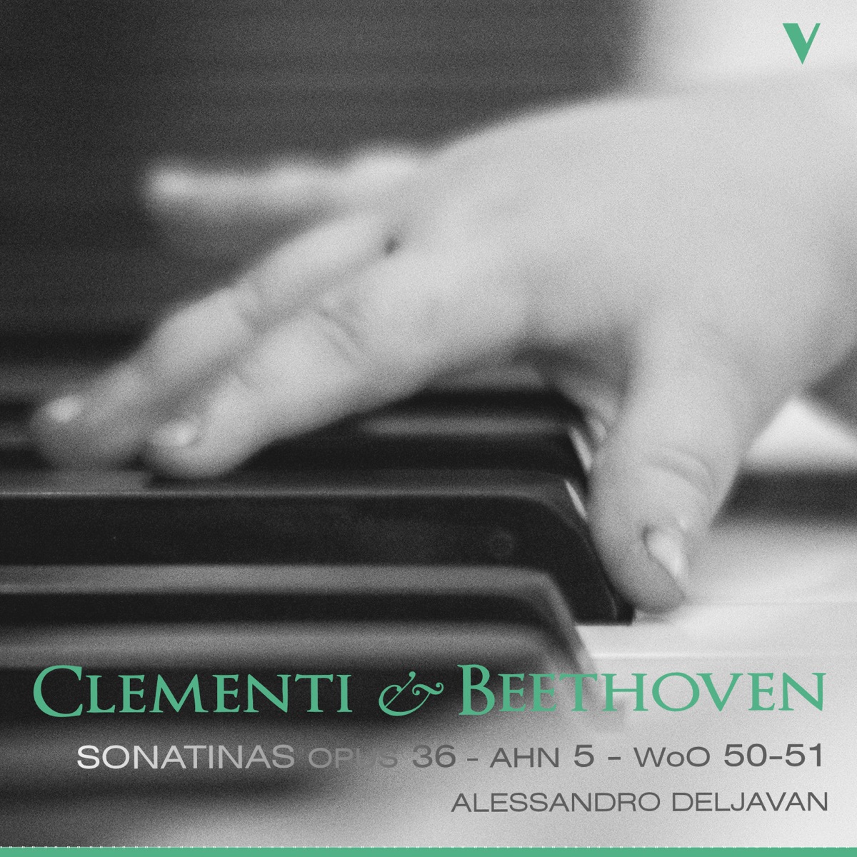 Clementi & Beethoven: Piano Sonatinas by Alessandro Deljavan album cover