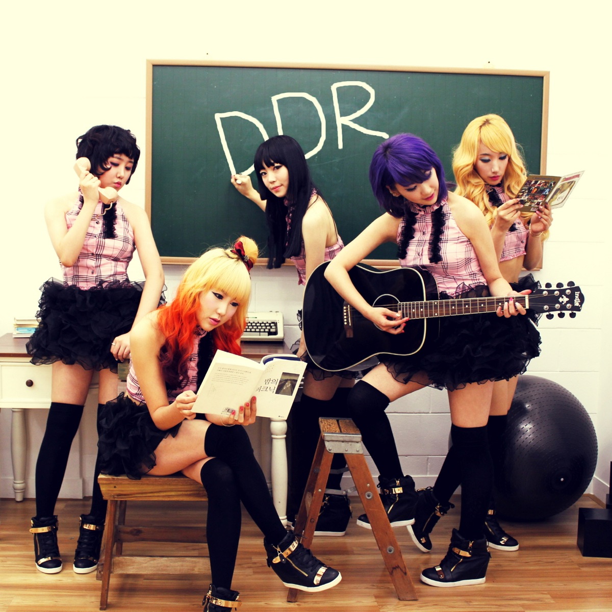 Hey, Fox - Single by DDR album cover